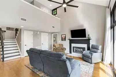 1023 Shady Valley Place NE, Atlanta, GA 30324 - Photo 18