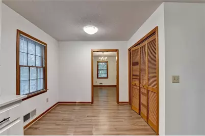 214 Valley Brook Drive, Woodstock, GA 30188 - Photo 14