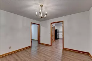 214 Valley Brook Dr, Woodstock, GA 30188 - Photo 10