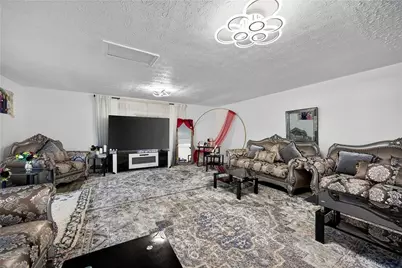 4673 Arrowhead Trail SW, Lilburn, GA 30047 - Photo 10