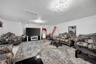 4673 Arrowhead Trail SW, Lilburn, GA 30047 - Photo 10