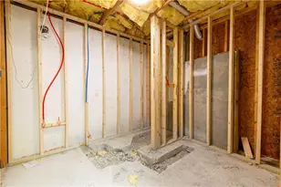 401 Crested View Dr, Loganville, GA 30052 - Photo 48