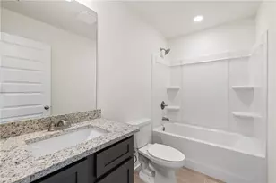 5621 Overview Dr, Flowery Branch, GA 30542 - Photo 18