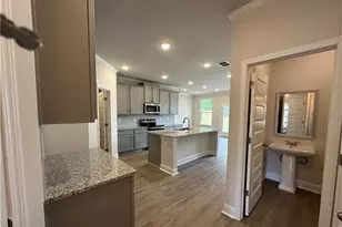 5621 Overview Dr, Flowery Branch, GA 30542 - Photo 8