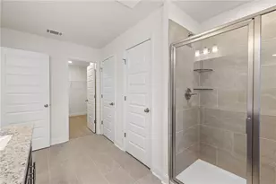 5621 Overview Dr, Flowery Branch, GA 30542 - Photo 16