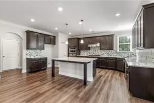 380 Parkside Mdw Dr, Marietta, GA 30064 - Photo 6