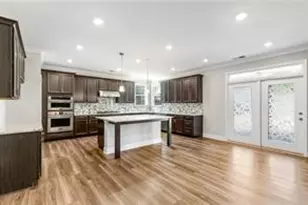 380 Parkside Mdw Dr, Marietta, GA 30064 - Photo 4