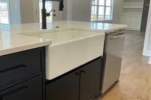 2954 Graham Gardens Ln, Marietta, GA 30066 - Photo 8