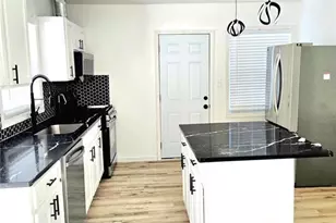 522 Wimbledon Rd NE, Atlanta, GA 30324 - Photo 8