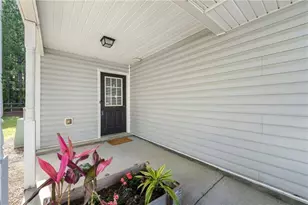 6901 Gallant Cir SE, Mableton, GA 30126 - Photo 2