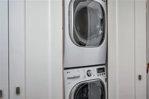 346 Carpenter Dr, Atlanta, GA 30328 - Photo 22