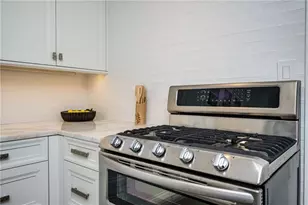 346 Carpenter Dr, Atlanta, GA 30328 - Photo 8