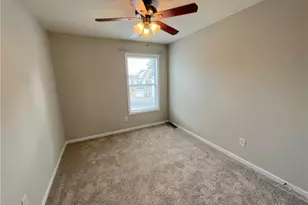 2048 Lakeshore Overlook Dr NW, Kennesaw, GA 30152 - Photo 16