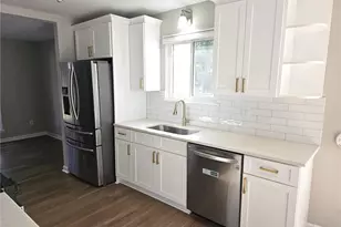 10085 Old Woodland Entry, Johns Creek, GA 30022 - Photo 14