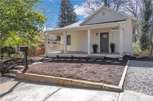 1576 Elixir Ave SW, Atlanta, GA 30314 - Photo 2