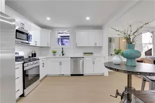 1576 Elixir Ave SW, Atlanta, GA 30314 - Photo 6