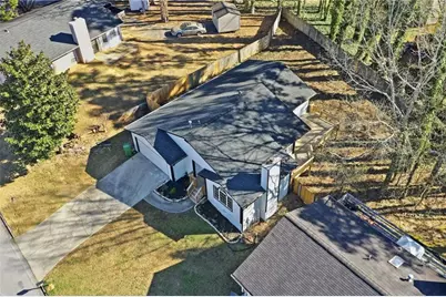 6381 Phillips Creek Drive, Lithonia, GA 30058 - Photo 4