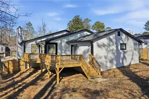 6381 Phillips Creek Dr, Lithonia, GA 30058 - Photo 2