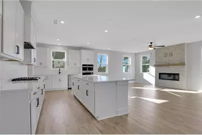 742 Crossroad Court SW, Powder Springs, GA 30127 - Photo 8