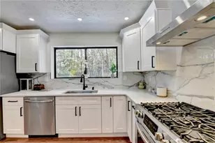 115 Ansley Ct, Roswell, GA 30076 - Photo 12