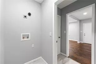 2763 Baker Ridge Dr NW, Atlanta, GA 30318 - Photo 4