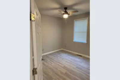 559 Woodlawn Avenue, Atlanta, GA 30318 - Photo 6
