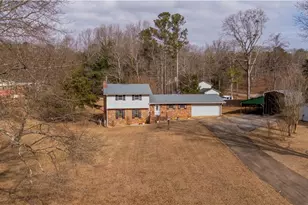 3318 Springdale Forrest Cir, Gainesville, GA 30506 - Photo 10