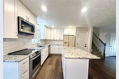 9725 Kings Road, Gainesville, GA 30506 - Photo 10