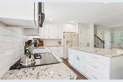 9725 Kings Road, Gainesville, GA 30506 - Photo 26