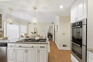 37 Plantation Dr NE, Atlanta, GA 30324 - Photo 26