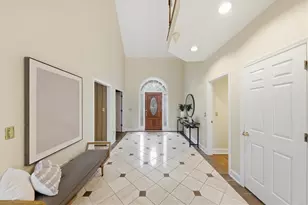 37 Plantation Dr NE, Atlanta, GA 30324 - Photo 12