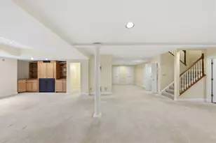 37 Plantation Dr NE, Atlanta, GA 30324 - Photo 64