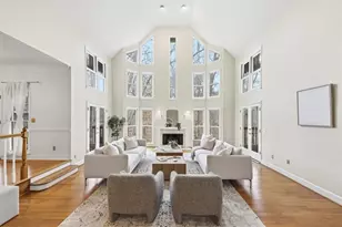37 Plantation Dr NE, Atlanta, GA 30324 - Photo 10
