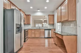 6302 Scenic View Dr, Hoschton, GA 30548 - Photo 8