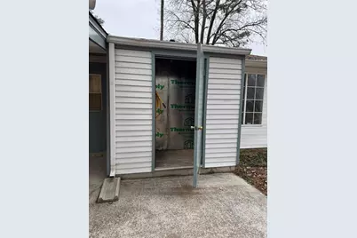 4093 Overland Trail, Snellville, GA 30039 - Photo 6