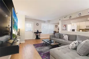 1348 Surrey Ln SW, Marietta, GA 30008 - Photo 4