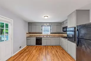 1677 Wayland Circle, Brookhaven, GA 30319 - Photo 10