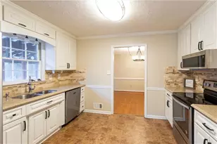 184 Wildflower Dr, Social Circle, GA 30025 - Photo 16