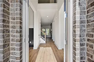 5636 Meadow View Dr, Jefferson, GA 30549 - Photo 4