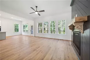 5636 Meadow View Dr, Jefferson, GA 30549 - Photo 8