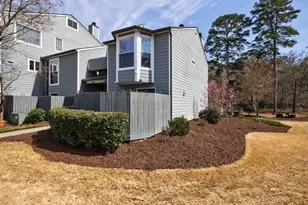 1011 Riverbend Club Dr, Atlanta, GA 30339 - Photo 2