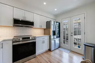 1011 Riverbend Club Dr, Atlanta, GA 30339 - Photo 14