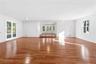 915 Wyntuck Dr NW, Kennesaw, GA 30152 - Photo 10