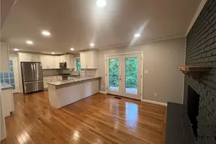 2301 Echo Hills Cir NE, Atlanta, GA 30345 - Photo 14