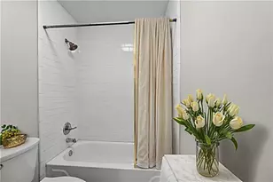 423 Granville Ct, Atlanta, GA 30328 - Photo 16