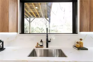 2986 San Jose Dr, Decatur, GA 30032 - Photo 18