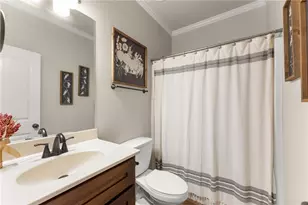 2271 Line Dr, Lawrenceville, GA 30043 - Photo 28