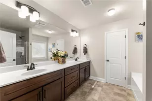 2271 Line Dr, Lawrenceville, GA 30043 - Photo 24