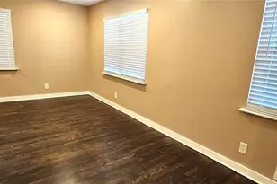 1291 Lorenzo Dr SW, Atlanta, GA 30310 - Photo 4