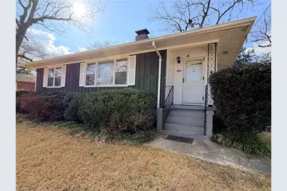 1104 Park Circle NW, Conyers, GA 30012 - Photo 4